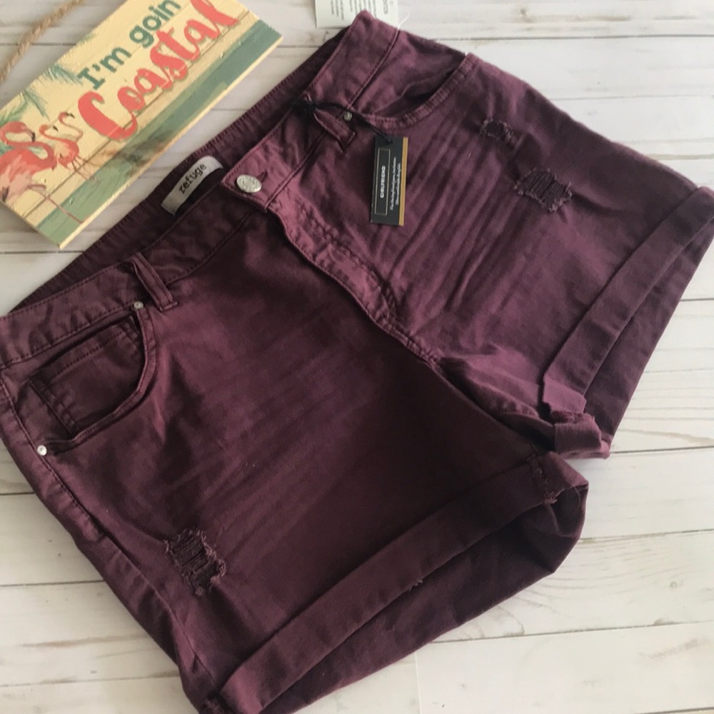 Charlotte Russe Women red shorts 14